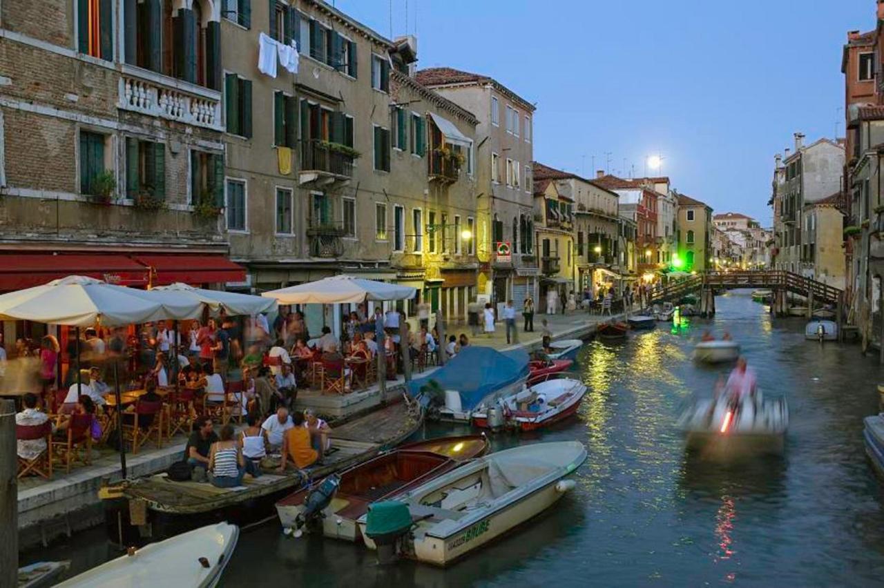Tintoretto Vista Real Veneţia Exterior foto