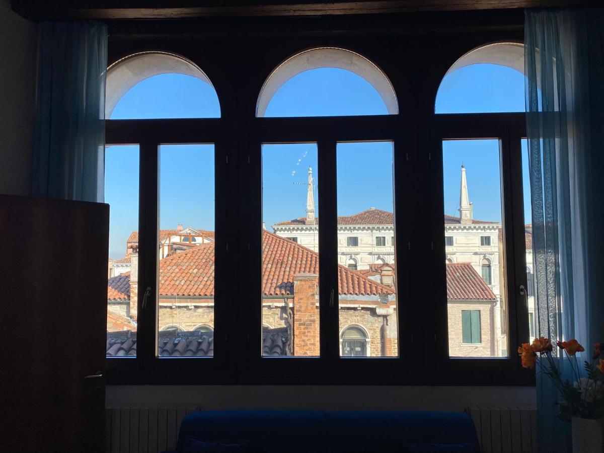 Tintoretto Vista Real Veneţia Exterior foto
